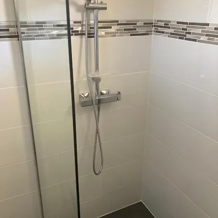 Lägenhet F2 Pompeani *